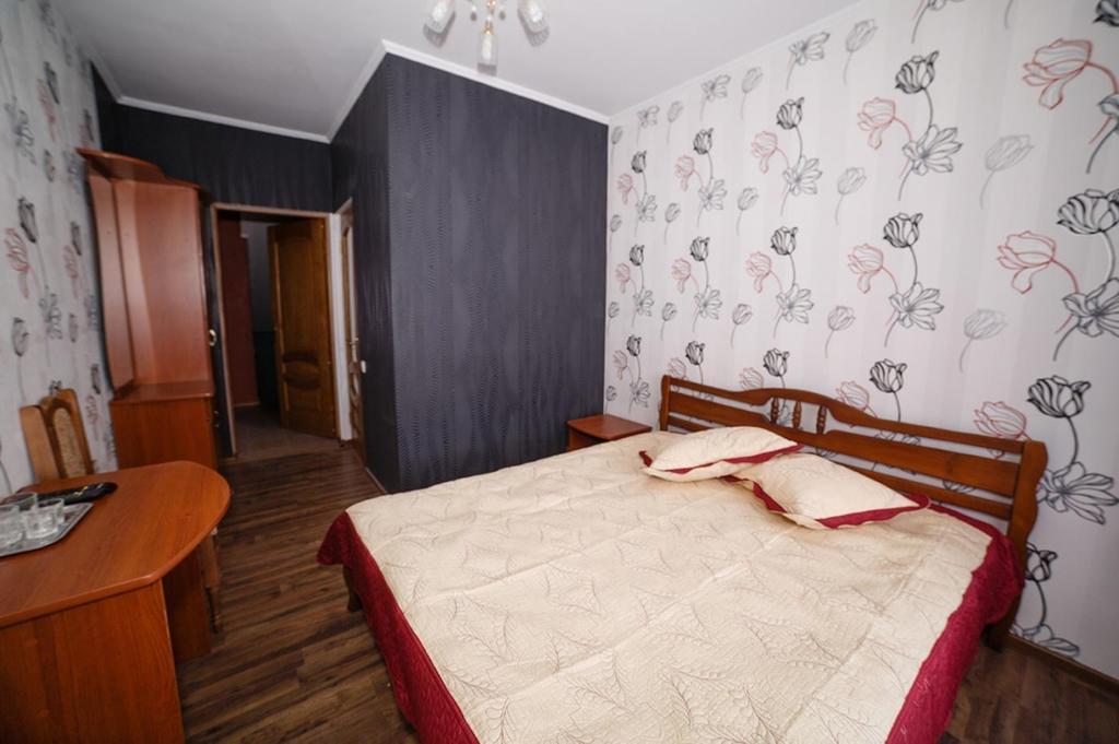 Corner House Hotel Lutsk Bagian luar foto